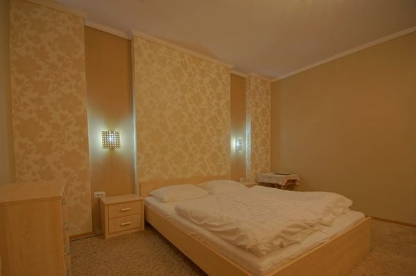 Стандарт тримісний